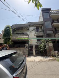 Image of 1330 Sq.ft 2 BHK Independent House for sale in Sector 41, Noida for Rs. 36500000