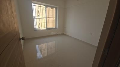 Bedroom Image of 1050 Sq.ft 2 BHK Apartment / Flat for rent in 24Life Exotica, Dudulgaon Pune for Rs. 18500