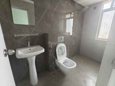 Bathroom Image of 1750 Sq.ft 4 BHK Apartment / Flat for sale in Grand Mini City Grand Awaas , Phulnakhara Cuttack for Rs. 18500000