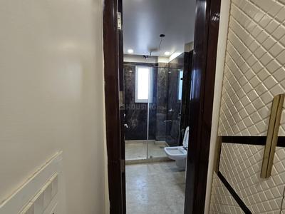 Bathroom Image of 1450 Sq.ft 3 BHK Builder Floor for sale in Tilak Nagar New Delhi for Rs. 25000000