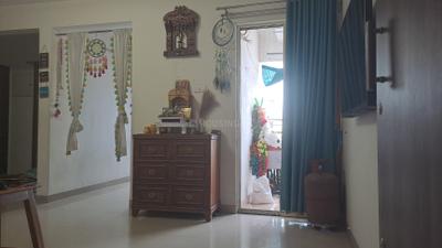 Living Room Image of 900 Sq.ft 2 BHK Apartment / Flat for sale in Gauree Atlantica East, Keshav Nagar Pune for Rs. 5600000