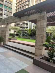 Image of 3200 Sq.ft 4 BHK Apartment / Flat for rent in Apurva Aasthaa Onyx, Memnagar, Ahmedabad for Rs. 60000
