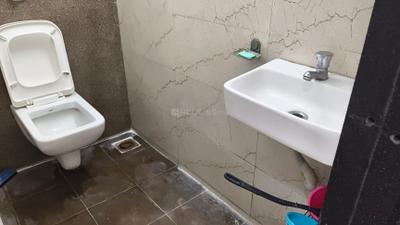 Bathroom Image of 470 Sq.ft 1 BHK Apartment / Flat for rent in Borivali West Mumbai for Rs. 38000