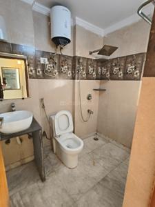 Image of 1850 Sq.ft 3 BHK Apartment / Flat for rent in Sector 18 Dwarka, New Delhi for Rs. 51000
