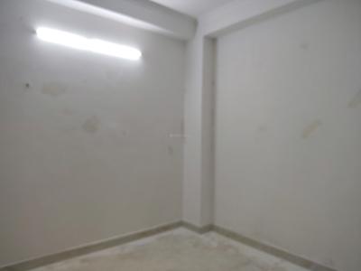 Bedroom Image of 650 Sq.ft 2 BHK Builder Floor for sale in Sangam Vihar New Delhi for Rs. 3500000