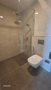 Bathroom Image of 1595 Sq.ft 3 BHK Apartment / Flat for rent in Piramal Mahalaxmi Central Tower 2, Worli Mumbai for Rs. 300003