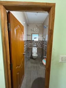 Bathroom Image of 3800 Sq.ft 4 BHK Independent House for sale in Perungalathur Chennai for Rs. 21500000