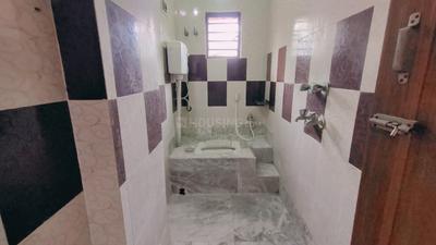 Bathroom Image of 850 Sq.ft 2 BHK Apartment / Flat for sale in Airport Gate no. 1 Kolkata for Rs. 3500000