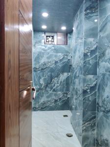 Common Bathroom Image of 1400 Sq.ft 3 BHK Builder Floor for sale in Sky Homes, Indirapuram Ghaziabad for Rs. 13000000