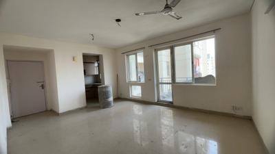 Living Room Image of 1390 Sq.ft 3 BHK Apartment / Flat for rent in Jaypee Kosmos, Sector 134 Noida for Rs. 27000