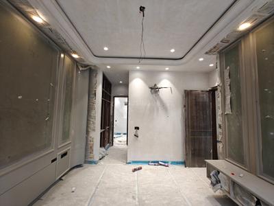 Bedroom Image of 2448 Sq.ft 4 BHK Builder Floor for sale in Model Town New Delhi for Rs. 50000000
