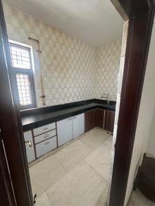 Kitchen Image of 2000 Sq.ft 2 BHK Builder Floor for rent in Sector 14 Gurgaon for Rs. 40000