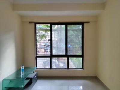 Living Room Image of 700 Sq.ft 2 BHK Apartment / Flat for sale in Shaakya Vihar, Mulund East Mumbai for Rs. 13000000