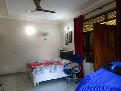 Bedroom Image of 1782 Sq.ft 3 BHK Builder Floor for sale in Surya enclave, Paschim Vihar New Delhi for Rs. 32500000