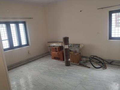 Bedroom Image of 3000 Sq.ft 3 BHK Independent House for rent in Sector 51 Noida for Rs. 85000