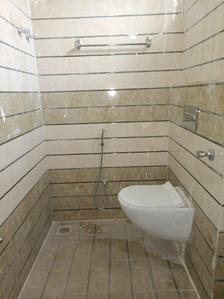 Common Bathroom Image of 557 Sq.ft 1 BHK Apartment / Flat for rent in Sanath Nagar Hyderabad for Rs. 12500