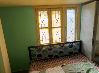 Bedroom Image of 730 Sq.ft 2 BHK Apartment / Flat for sale in Prince Anwar Shah Connector Kolkata for Rs. 2700000
