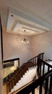 Hall Image of 3000 Sq.ft 4 BHK Independent House for rent in DLF Phase 4 Gurgaon for Rs. 300000
