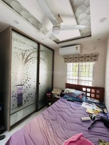 Bedroom Image of 1800 Sq.ft 3 BHK Apartment / Flat for rent in The Central Park South, Sholinganallur Chennai for Rs. 50000