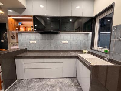 Kitchen Image of 2300 Sq.ft 3 BHK Apartment / Flat for rent in Bhayli Vadodara for Rs. 65000