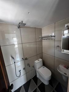 Bathroom Image of 250 Sq.ft 1 BHK Apartment / Flat for rent in Hilite Residency, Pantheeramkavu Kozhikode for Rs. 6999