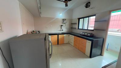 Kitchen Image of 1300 Sq.ft 3 BHK Apartment / Flat for rent in Race Course Vadodara for Rs. 30000