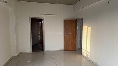 Image of 3014 Sq.ft 4 BHK Apartment / Flat for rent in Vivanta 36, New Maninagar, Ahmedabad for Rs. 30000