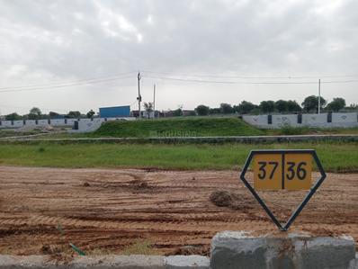 VARDAAN MEADOWS MAHINDRA SEZ Plot View 1