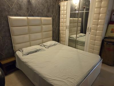 Bedroom Image of 1250 Sq.ft 3 BHK Apartment / Flat for sale in Gazipur New Delhi for Rs. 14000000