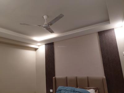 Bedroom Image of 1100 Sq.ft 2 BHK Apartment / Flat for sale in Sector 72 Noida for Rs. 5700000