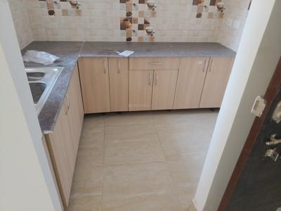 Kitchen Image of 1075 Sq.ft 2 BHK Apartment / Flat for sale in Gaur City 7th Avenue, Noida Extension Greater Noida for Rs. 9800000