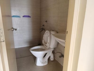 Bathroom Image of 1100 Sq.ft 2 BHK Apartment / Flat for sale in Godrej Garden City, Gota Ahmedabad for Rs. 5500000