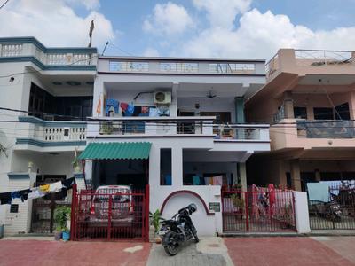 Building Image of 3200 Sq.ft 8 BHK Independent House for sale in Patel Nagar Ghaziabad for Rs. 35400000