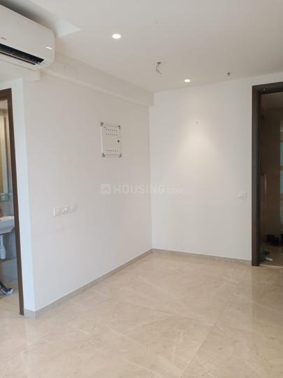 Hiranandani Regent Hill A B C D And E Wing Main Image 1