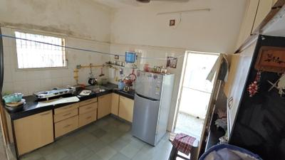 Kitchen Image of 675 Sq.ft 1.5 BHK Apartment / Flat for sale in Sabarmati Ahmedabad for Rs. 3500000