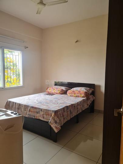 Saveria Oakswood Main Image 1