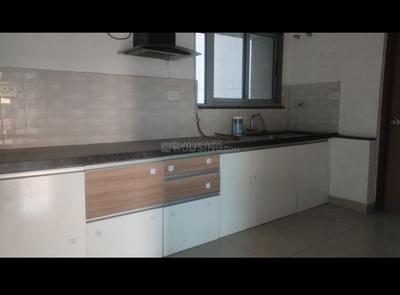 Kitchen Image of 1020 Sq.ft 2 BHK Apartment / Flat for sale in Amanora Adreno Towers, Hadapsar Pune for Rs. 13000000