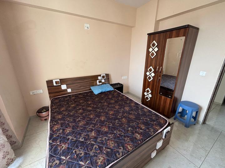 Vasana Hadmatia, Sargasan Bedroom 1