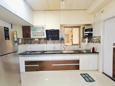 Kitchen Image of 1700 Sq.ft 3 BHK Apartment / Flat for sale in Sudarshan Gold, Science City Ahmedabad for Rs. 17500000