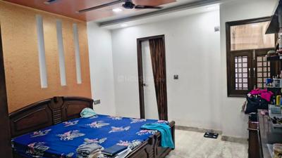 Bedroom Image of 1750 Sq.ft 3 BHK Builder Floor for sale in Azadpur New Delhi for Rs. 20000000