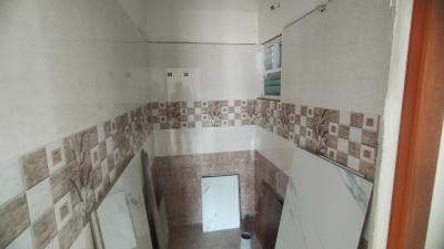 Bathroom Image of 1126 Sq.ft 3 BHK Apartment / Flat for sale in Perumbakkam Chennai for Rs. 6756000
