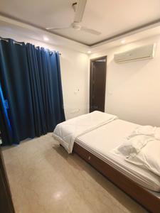 Bedroom Image of 1800 Sq.ft 4 BHK Builder Floor for sale in Safdarjung Enclave New Delhi for Rs. 72500000
