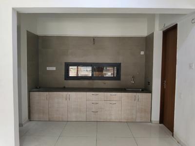 Kitchen Image of 2124 Sq.ft 3 BHK Apartment / Flat for rent in Luxuria by VRA Infrastructure, Bhadaj Ahmedabad for Rs. 34000