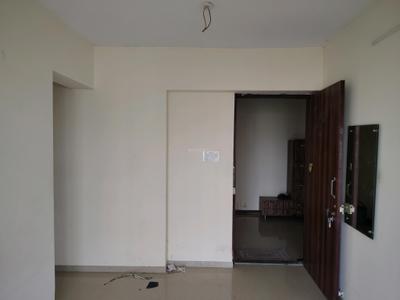 Living Room Image of 675 Sq.ft 1 BHK Apartment / Flat for rent in Raunak Heights H2 And H3, Kasarvadavali Thane for Rs. 16000