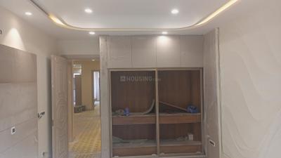Bedroom Image of 1350 Sq.ft 3 BHK Builder Floor for sale in Pitampura New Delhi for Rs. 36000000