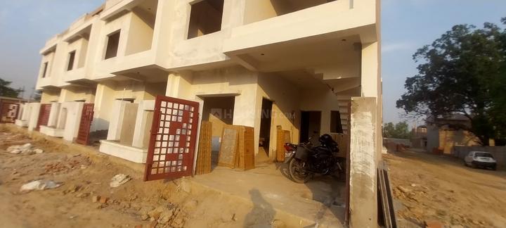 Latif Nagar Main Image 1
