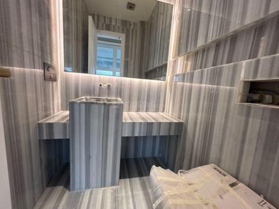 Bathroom Image of 4500 Sq.ft 4 BHK Builder Floor for sale in Panchsheel Park New Delhi for Rs. 150000000