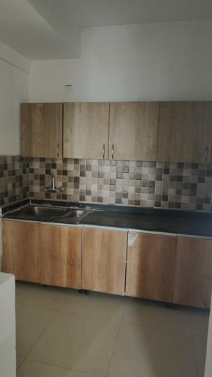Prateek Grand Carnesia Main Image 1