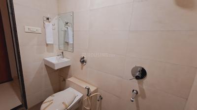 Bathroom Image of 800 Sq.ft 2 BHK Apartment / Flat for sale in Pragati Pearl, Bhatagaon Raipur for Rs. 3634000