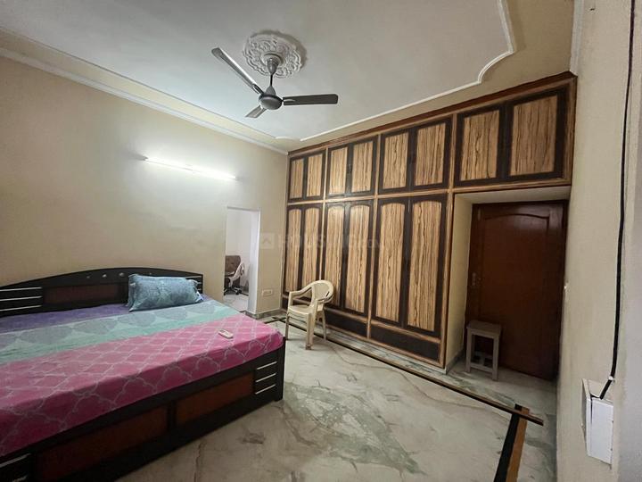 Model Town Bedroom 1